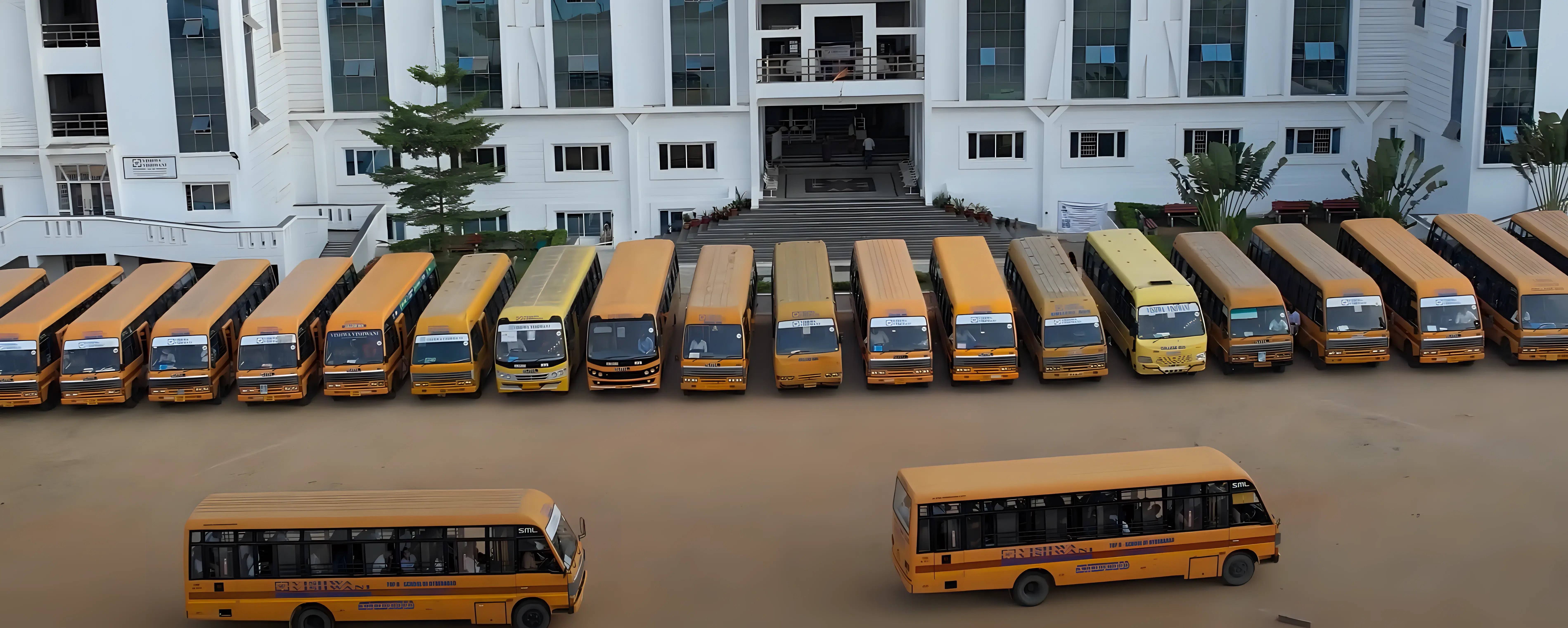 Vishwa Vishwani Institute of Systems and Management Hyderabad bus photo 1